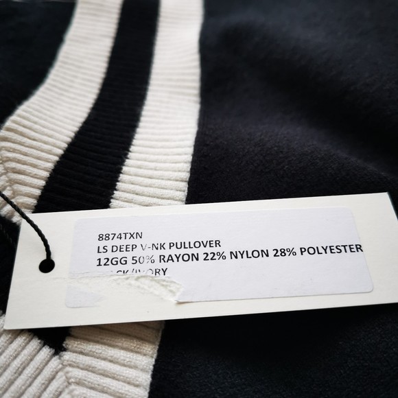 New L'agence Deep V neck Full length Sweater Pullover XS Nautica Academic - Picture 7 of 8